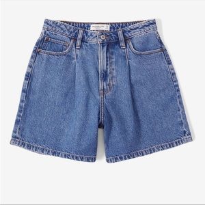 NWT Abercrombie & Fitch The Loose Short
